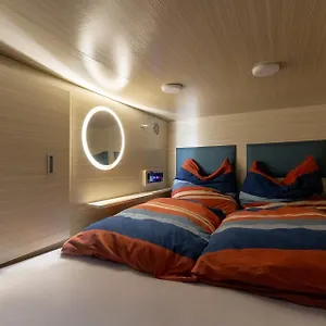 Capsule hotel Mue Cubes - Capsule