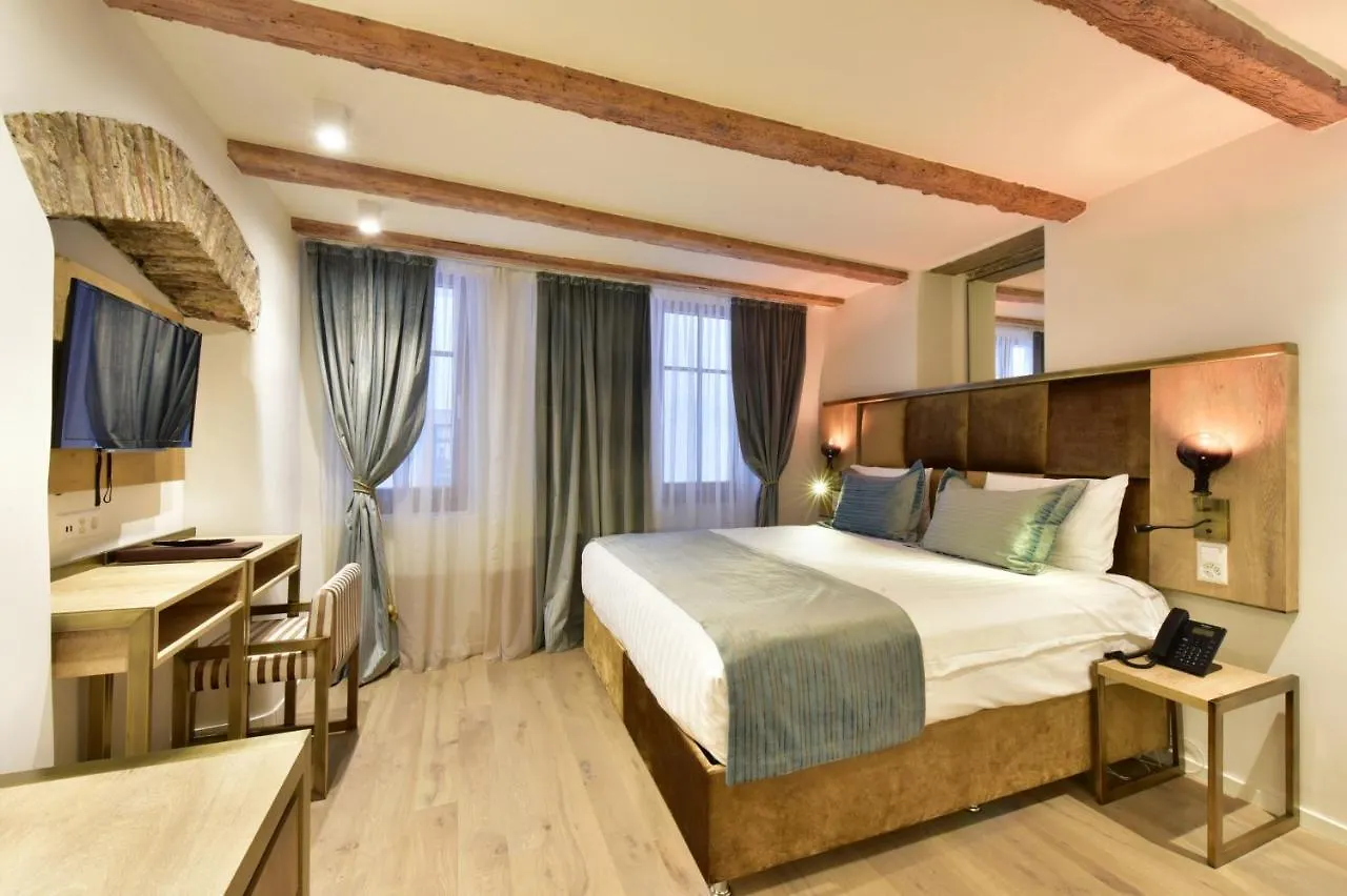 Hotel Rousseau Plus Geneva
