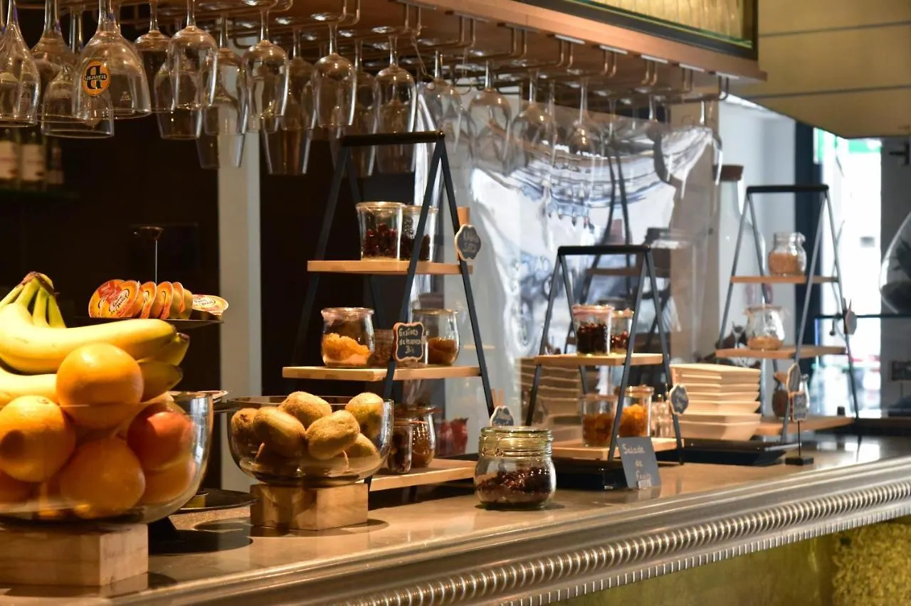 Hotel Rousseau Plus Geneva 3*,
